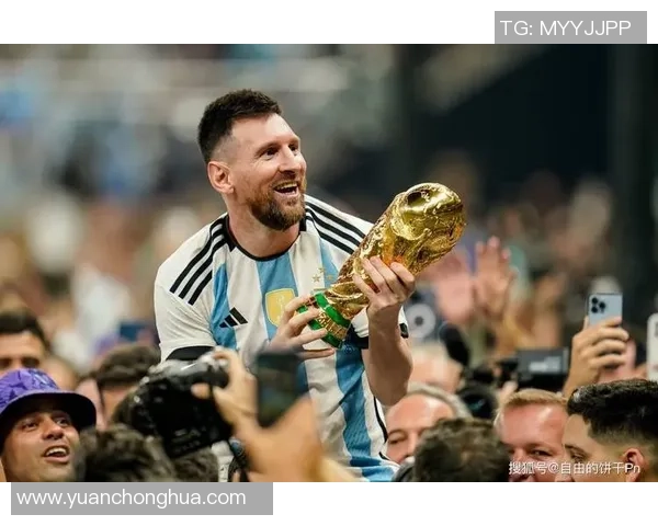 梅西C罗对决再现赛场 足球历史巅峰对抗的终极较量 梅西C罗对决再现赛场 足球历史巅峰对抗的终极较量